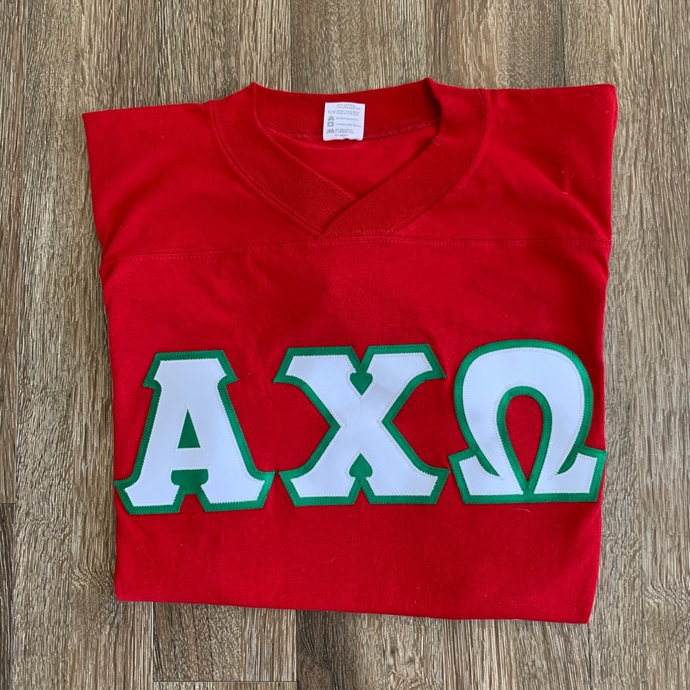 NWOT Alpha Chi Omega V-Neck Ringer Style Tee